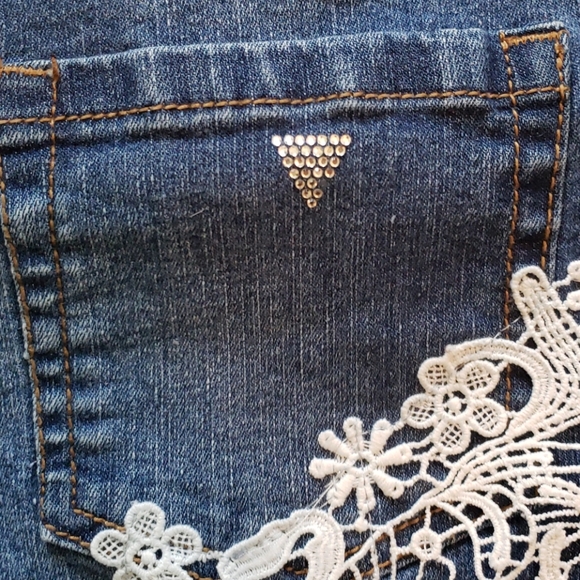 Guess Denim Shorts - Picture 5 of 5